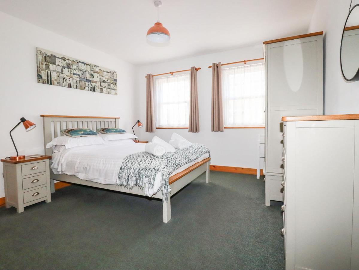 Flat 4 Leilighet New Quay Eksteriør bilde